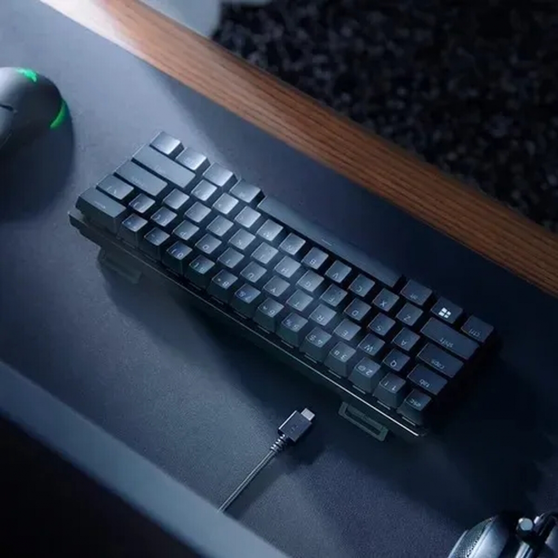Razer Huntsman Mini - 60% Optical Gaming Keyboard (Clicky Purple Switc